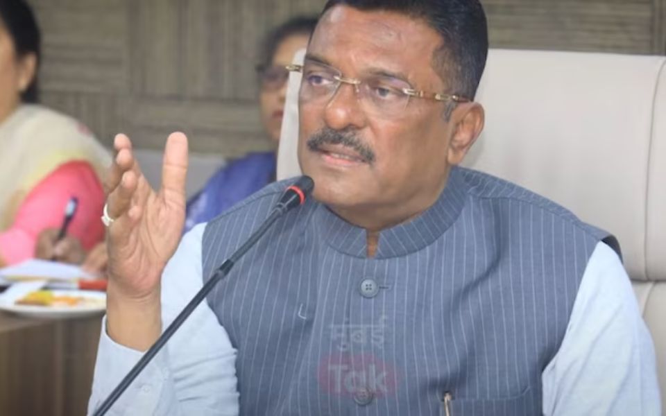 Maharashtra: Marathi mandatory for rickshaw and taxi drivers from May 1: Transport Minister Sarnaik